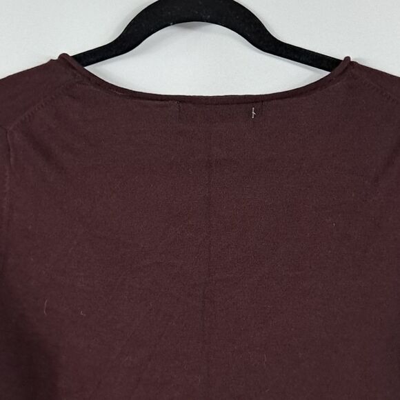 Forth and Towne V neck fine gauge sweater NWOT - Picture 8 of 11